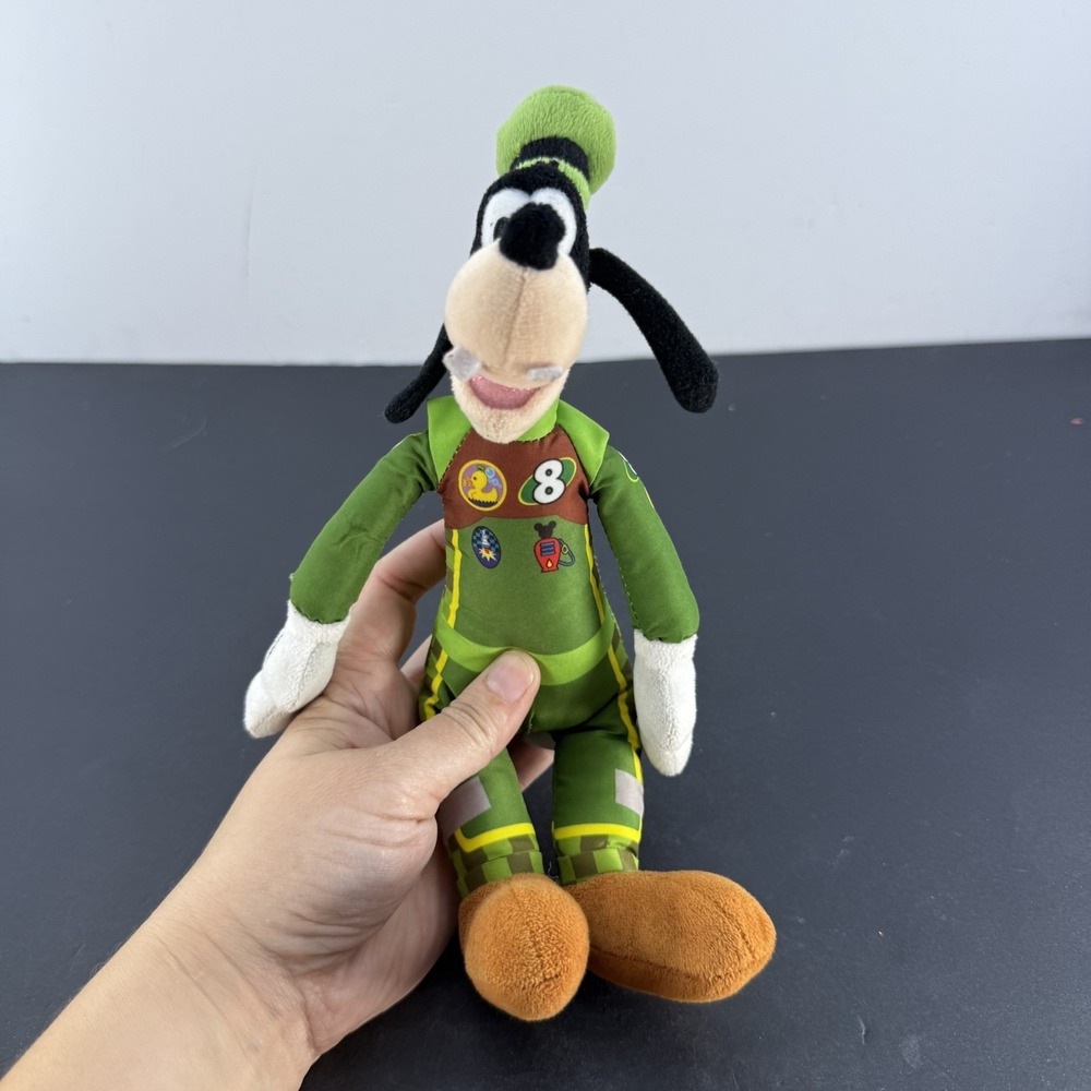 Disney Junior Mickey and the Roadster Racers - Goofy Bean Plush Stuffed Pal